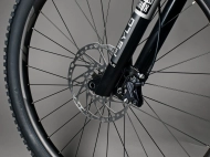 ONE-TWENTY TRAIL HUNTER EDITION-CZ Glossy Black(Silver) + triko TH zdarma